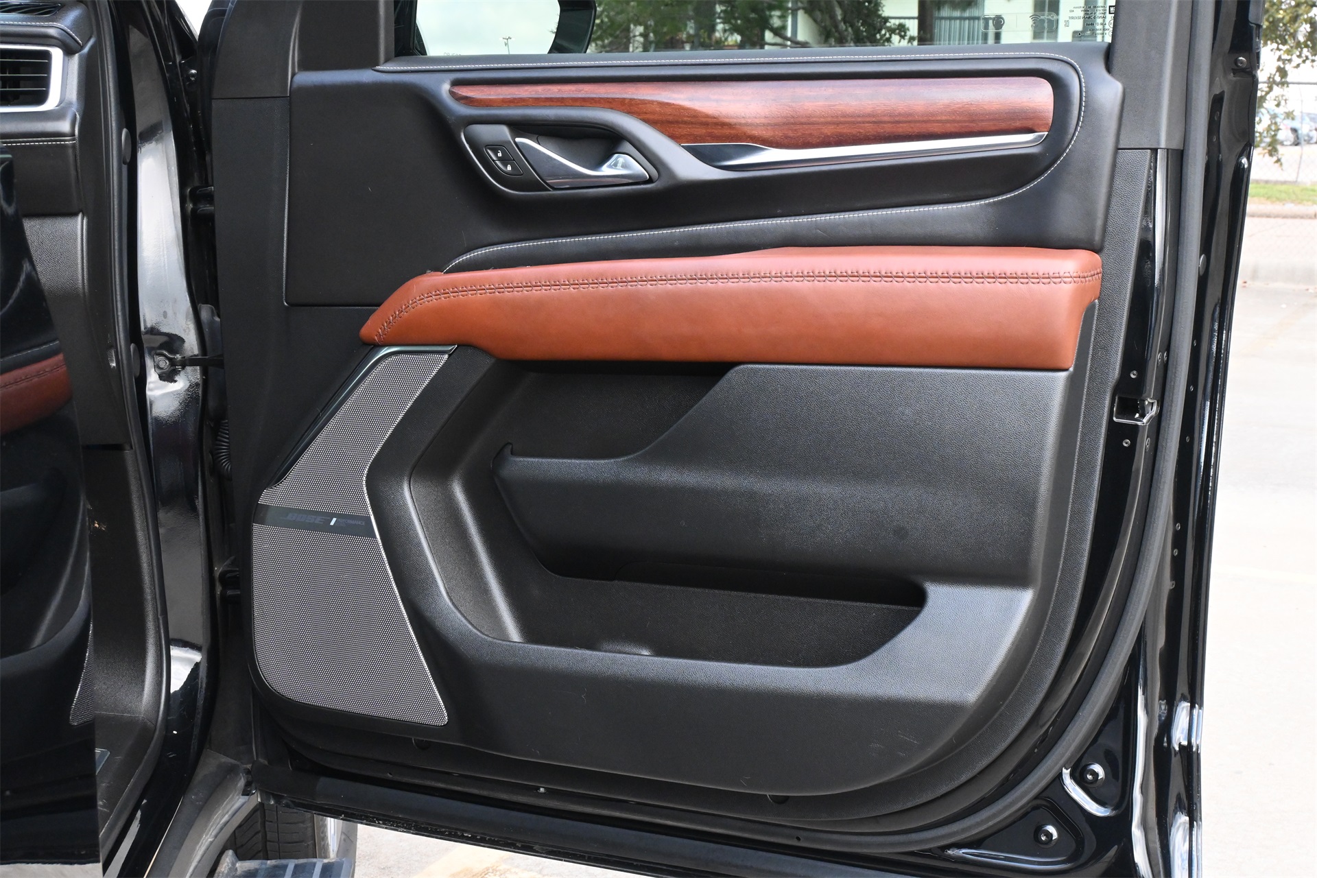 2024 GMC Yukon Denali Ultimate Black at Traditions Chevrolet