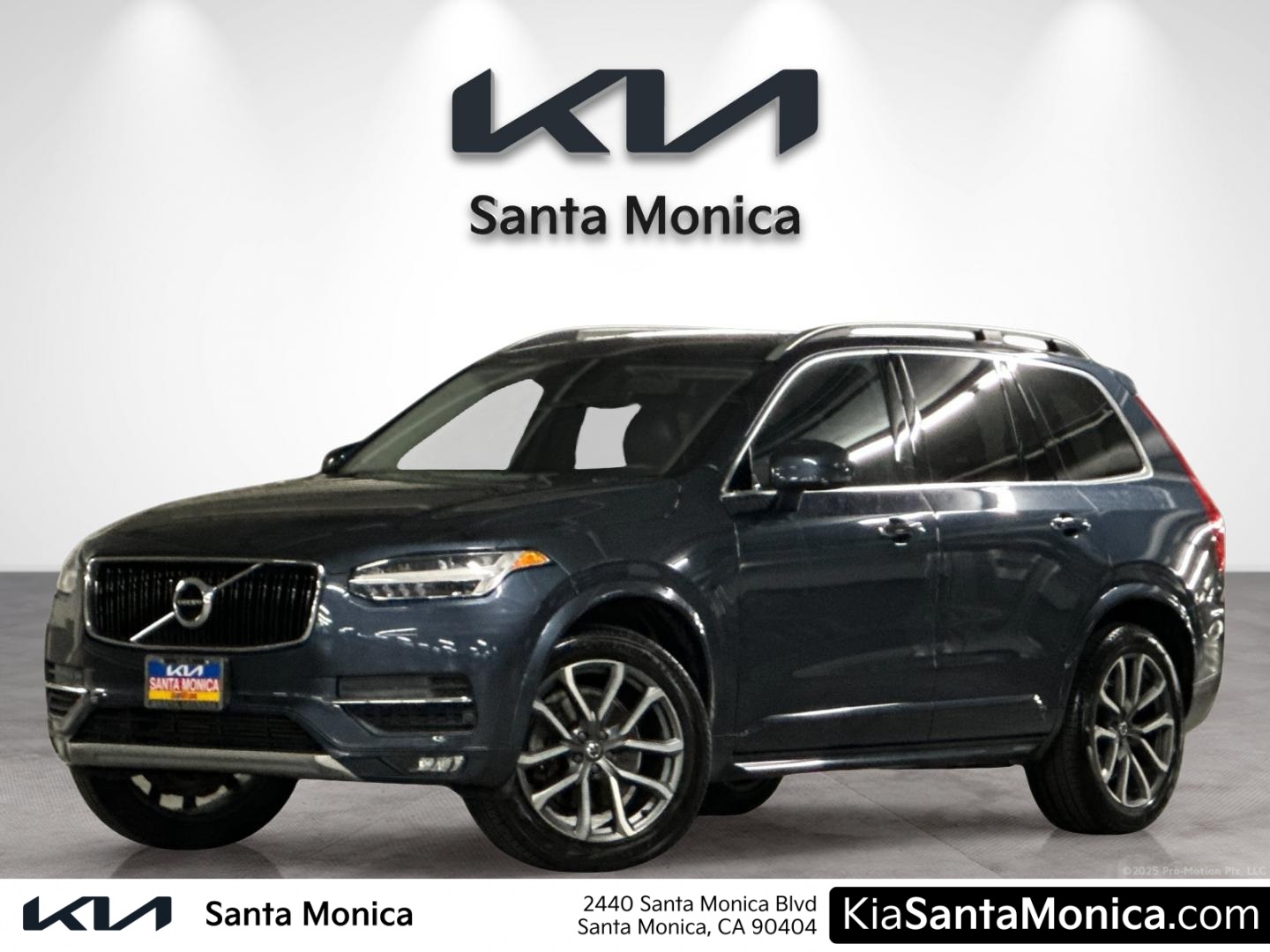 2018 Volvo XC90 T5 Momentum 7-Passenger AWD