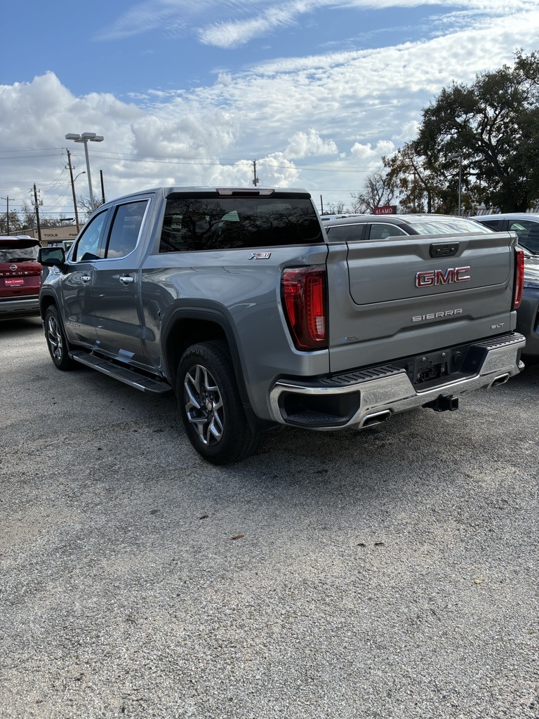 2023 GMC Sierra 1500 SLT - 7