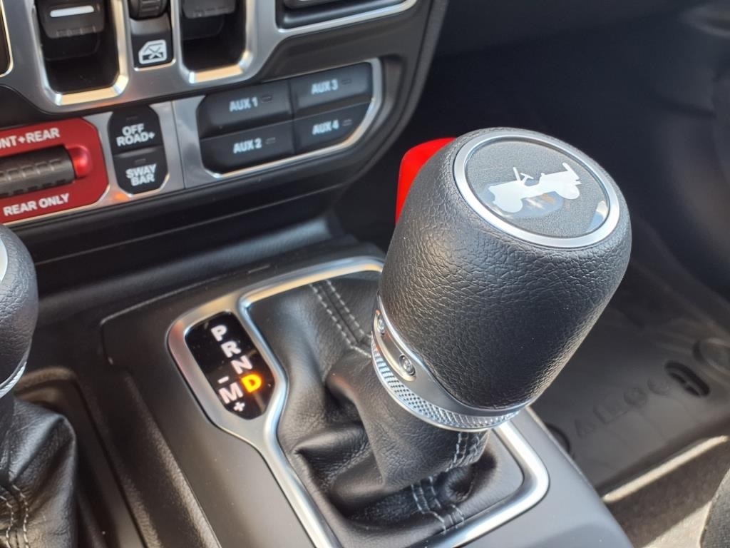 2025 Jeep Wrangler Rubicon - 8