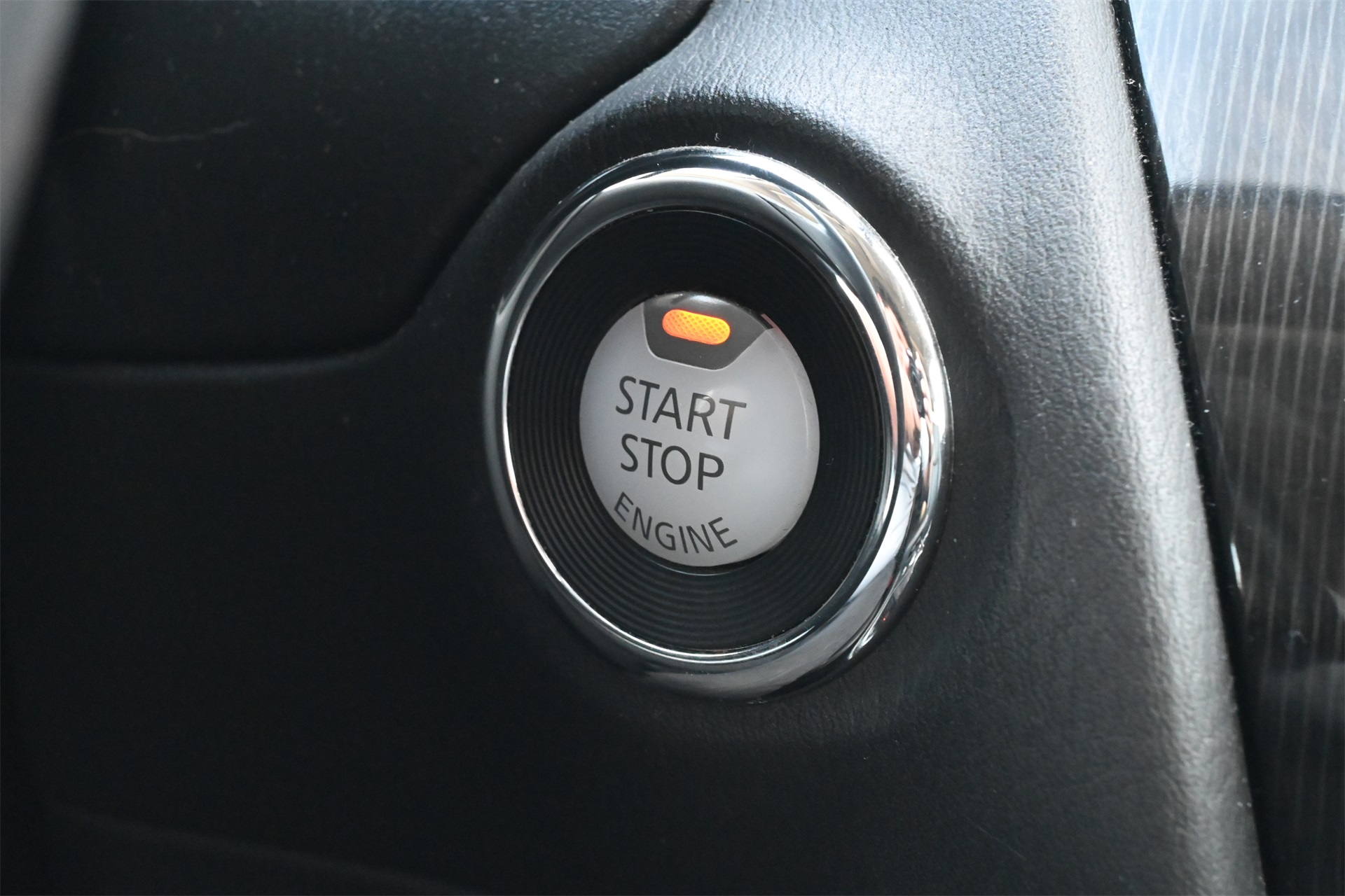 2020 INFINITI QX60 LUXE Silver at DeMontrond Mazda