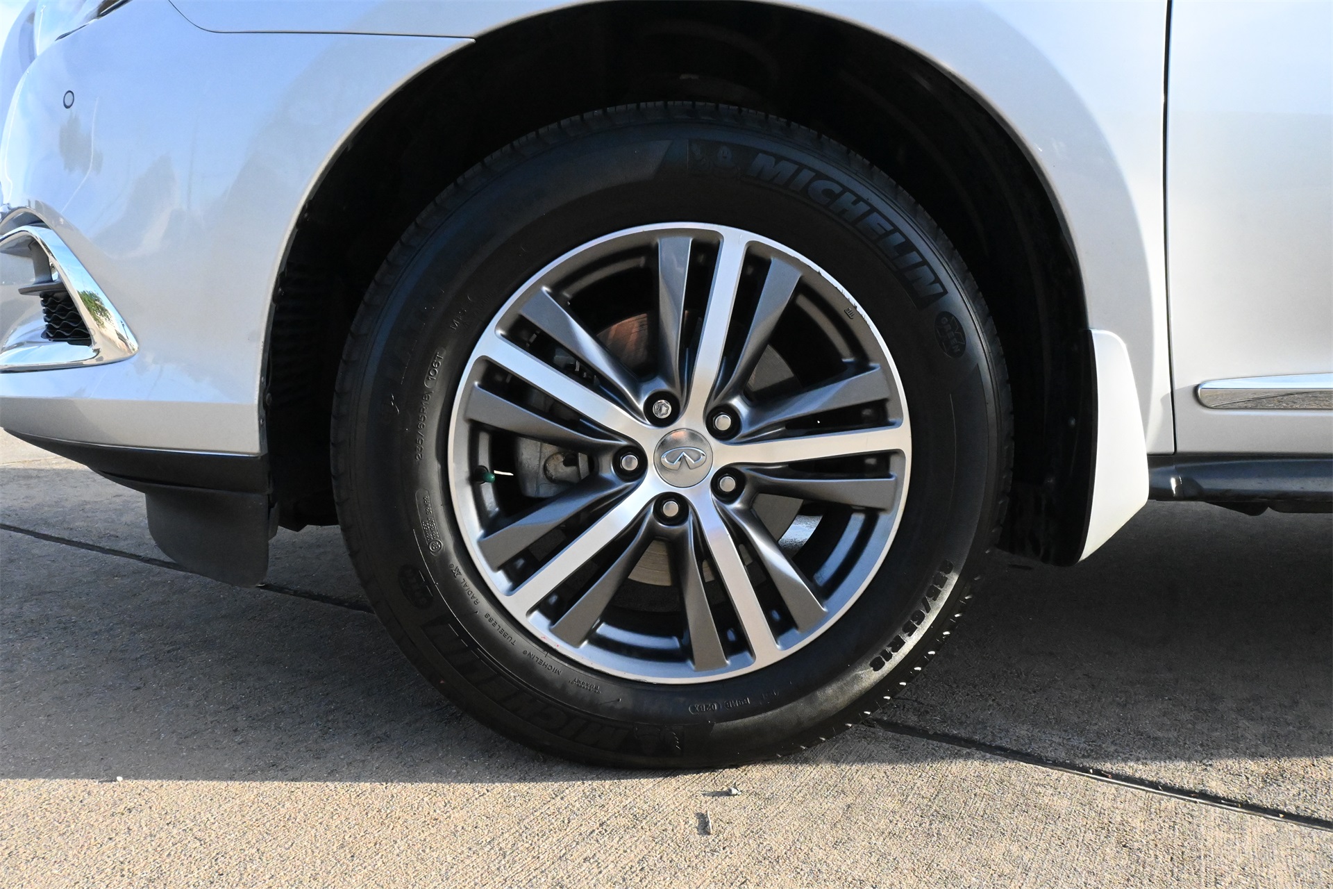 2020 INFINITI QX60 LUXE Silver at DeMontrond Mazda