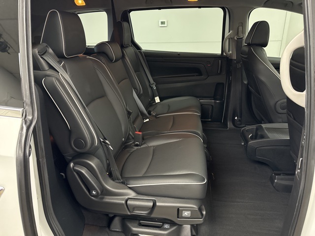 2022 Honda Odyssey Elite photo 12
