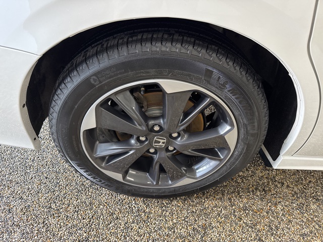 2022 Honda Odyssey Elite photo 28