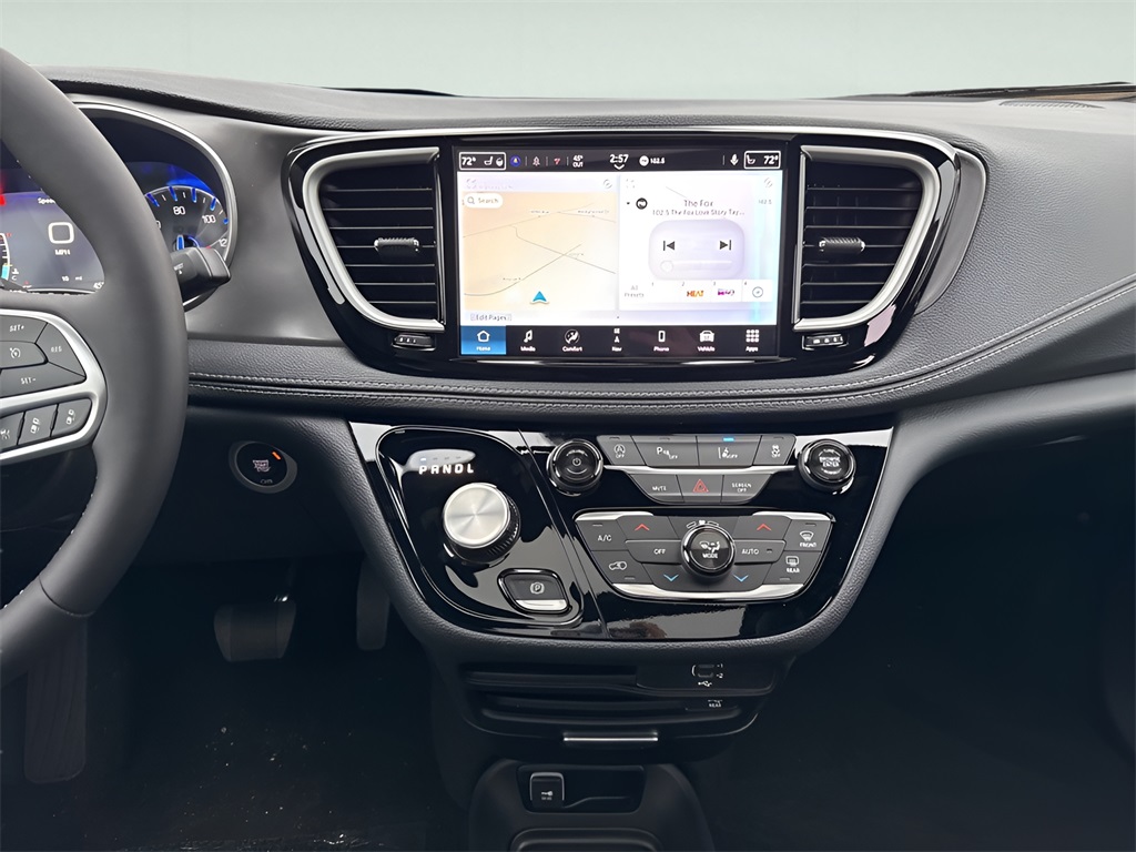 2026 Chrysler Pacifica