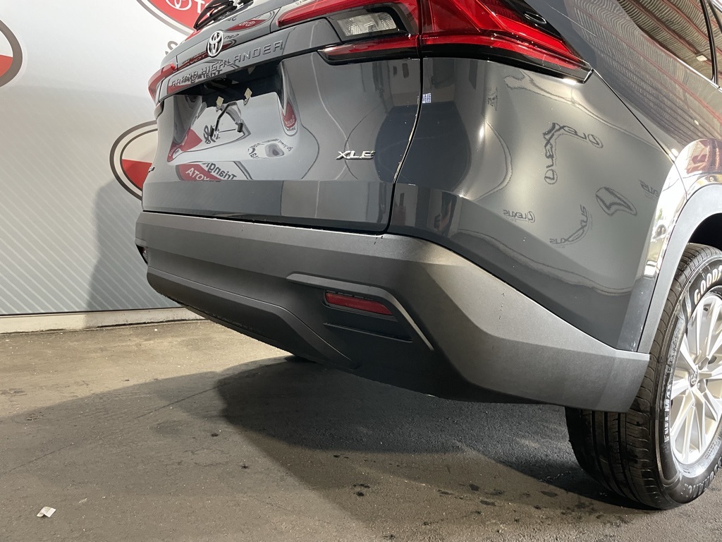 Thumbnail: 2026 Toyota Grand Highlander - 18