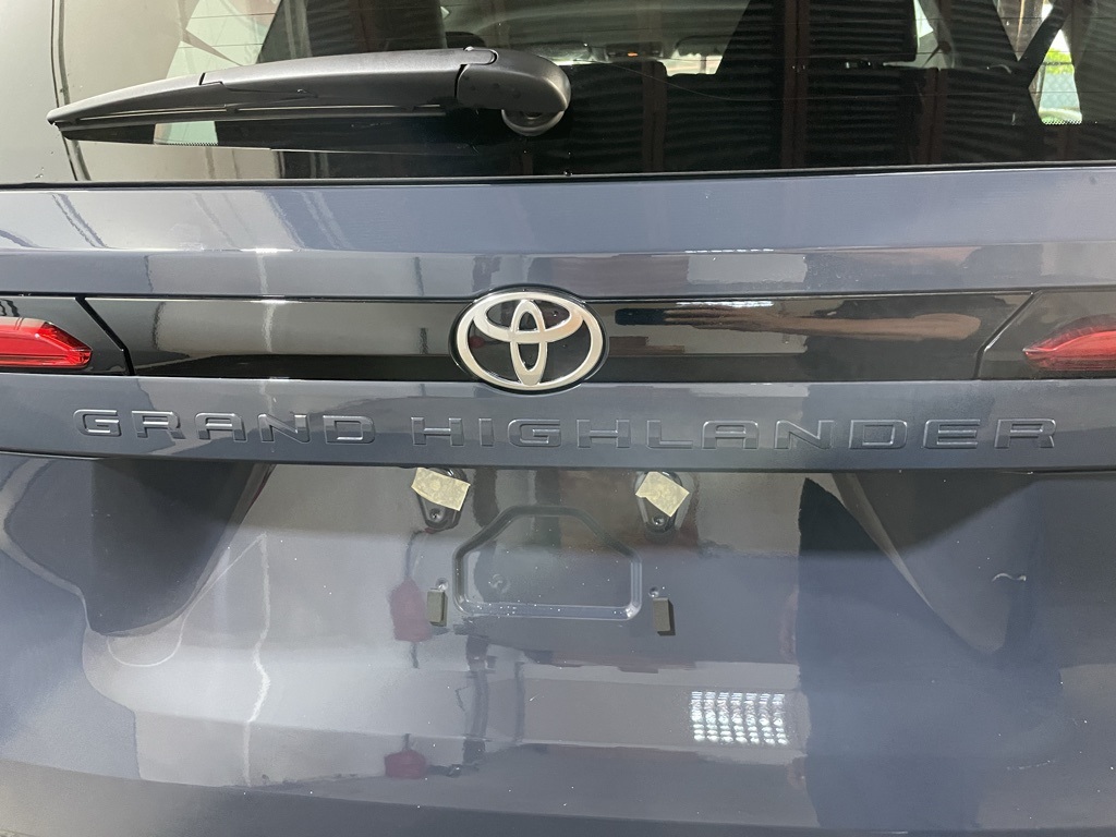 Thumbnail: 2026 Toyota Grand Highlander - 19