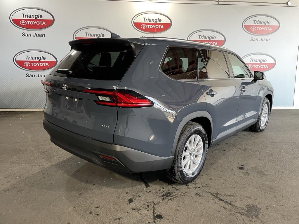 Thumbnail: 2026 Toyota Grand Highlander - 4