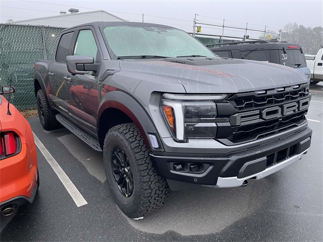 2025 Ford F-150 Raptor SuperCrew 4WD