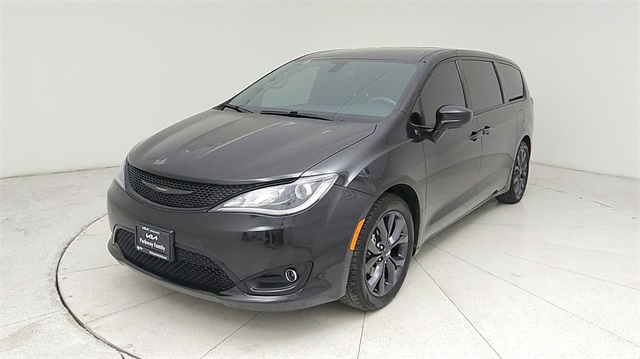 2020 Chrysler Pacifica Touring Black at Durrett Motor Company