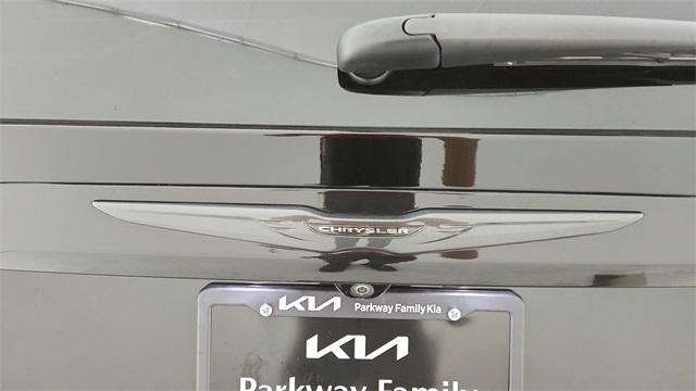 2020 Chrysler Pacifica Touring Black at Durrett Motor Company