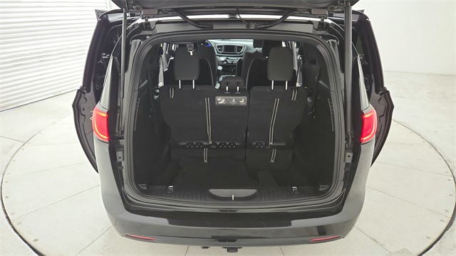 2020 Chrysler Pacifica Touring Black at Durrett Motor Company