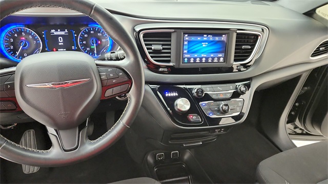 2020 Chrysler Pacifica Touring Black at Durrett Motor Company