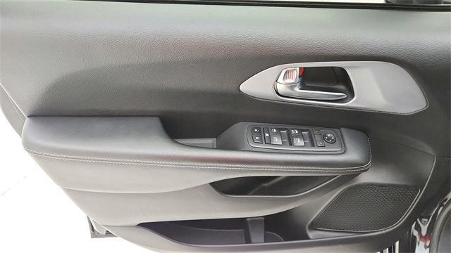 2020 Chrysler Pacifica Touring Black at Durrett Motor Company