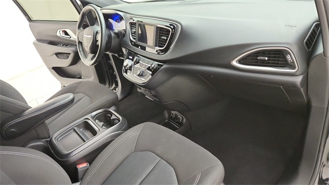 2020 Chrysler Pacifica Touring Black at Durrett Motor Company