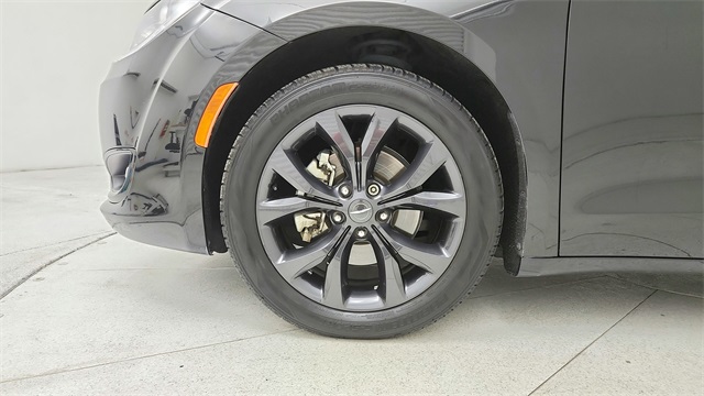 2020 Chrysler Pacifica Touring Black at Durrett Motor Company