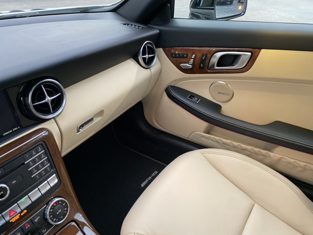 Used Car 2019 Mercedes-benz Slc  Slc 300 For Sale Under $35,000 In San Antonio, Texas