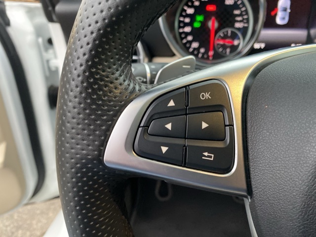 Used Car 2019 Mercedes-benz Slc  Slc 300 For Sale Under $35,000 In San Antonio, Texas