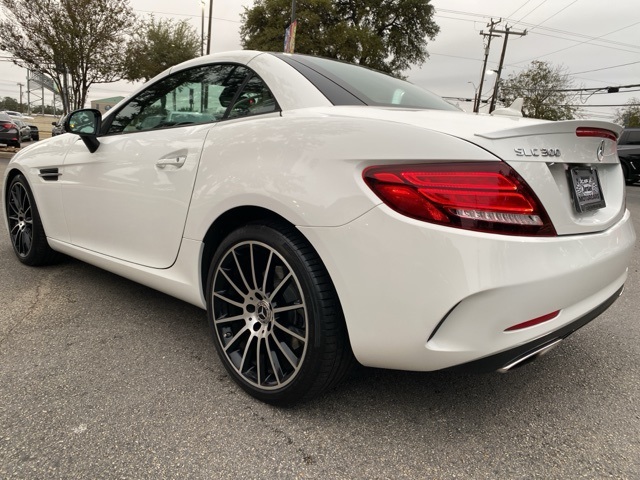 Used Car 2019 Mercedes-benz Slc  Slc 300 For Sale Under $35,000 In San Antonio, Texas