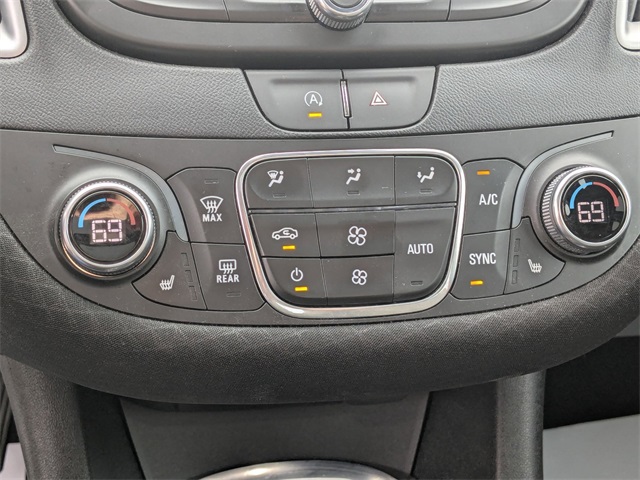 2024 Chevrolet Malibu LT White at Davis Toyota of Orangeburg