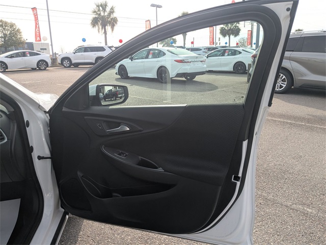2024 Chevrolet Malibu LT White at Davis Toyota of Orangeburg