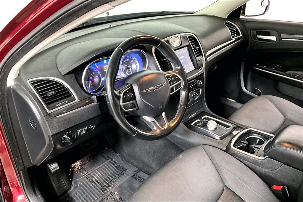 Used 2019 Chrysler 300 For Sale in OLIVE BRANCH, MS