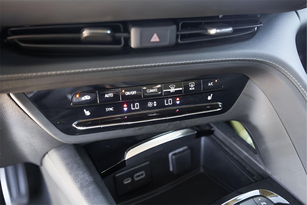 Used Car 2023 Buick Envision  Essence For Sale Under $25,000 In Austin, Texas