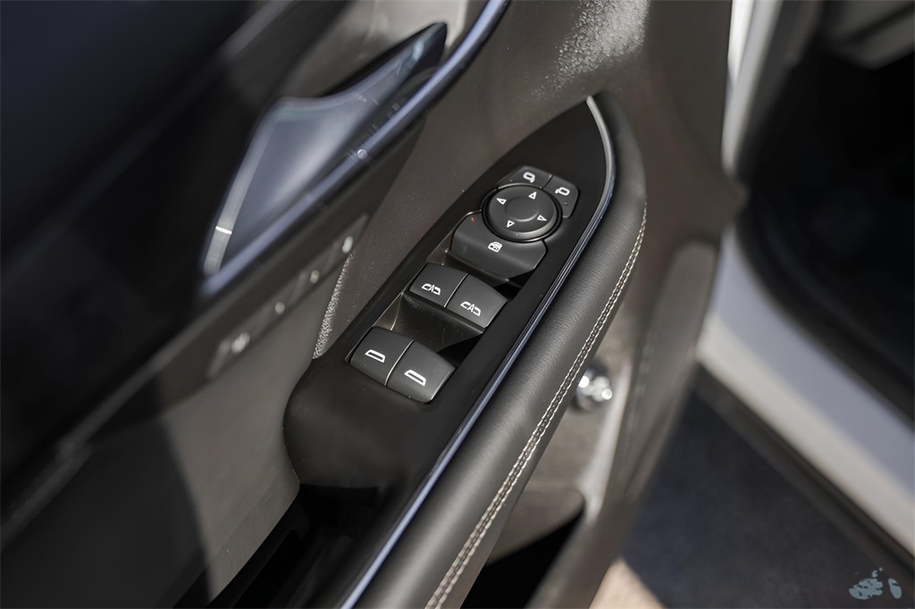 Used Car 2023 Buick Envision  Essence For Sale Under $25,000 In Austin, Texas