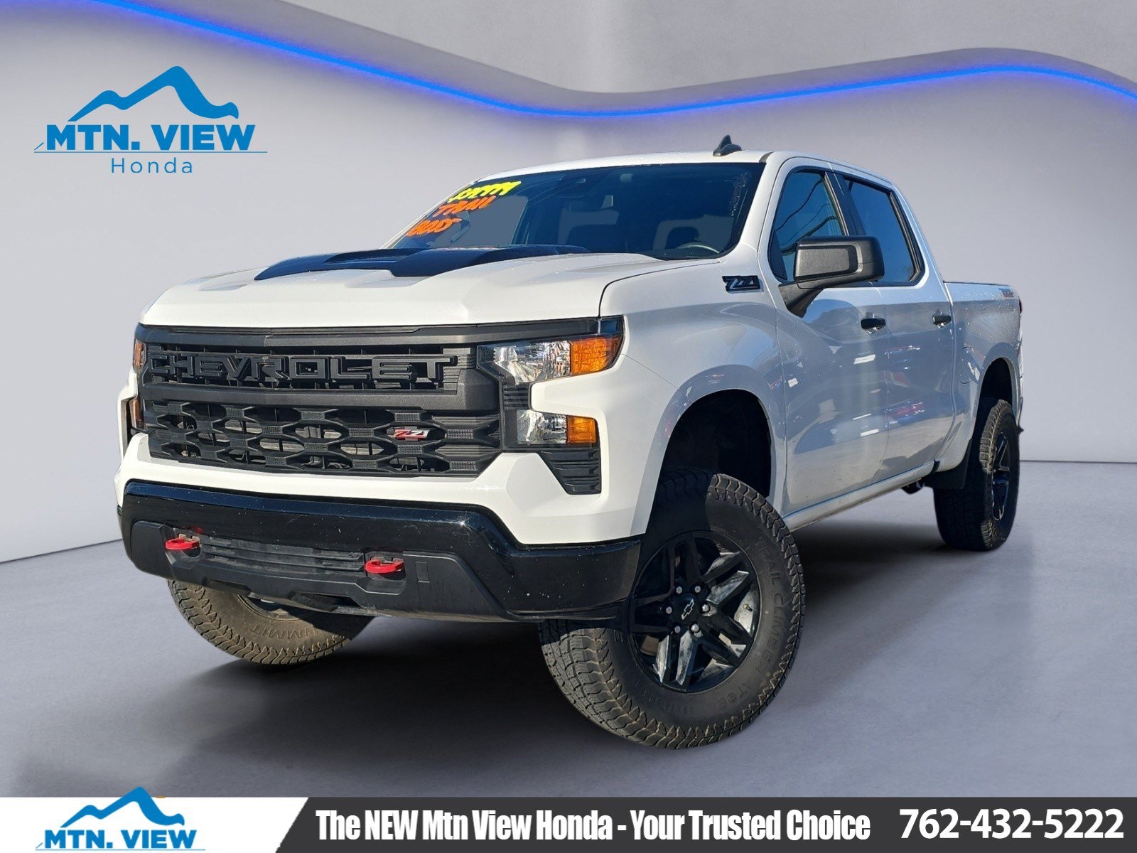 2023 Chevrolet Silverado 1500 Custom Trail Boss Crew Cab 4WD