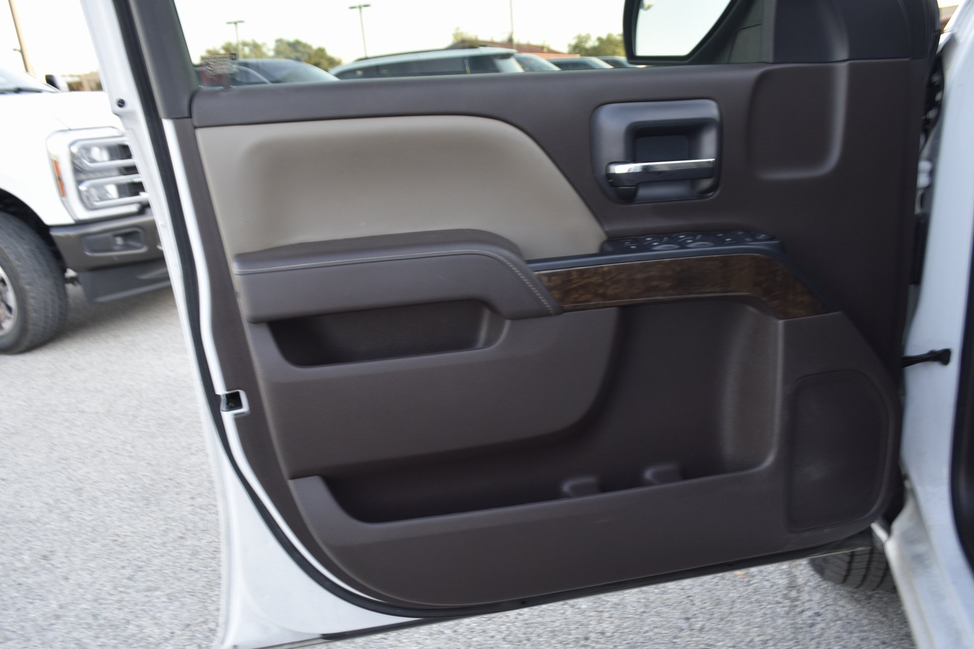 2018 Chevrolet Silverado 1500 LT White at Martin Chrysler Dodge Jeep Ram