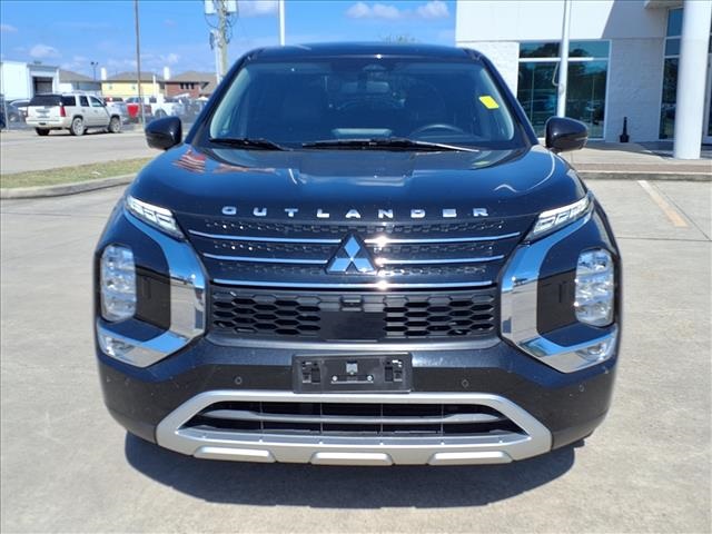 2023 Mitsubishi Outlander SE Black at Emmons Autoplex