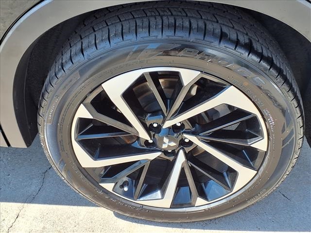 2023 Mitsubishi Outlander SE Black at Emmons Autoplex