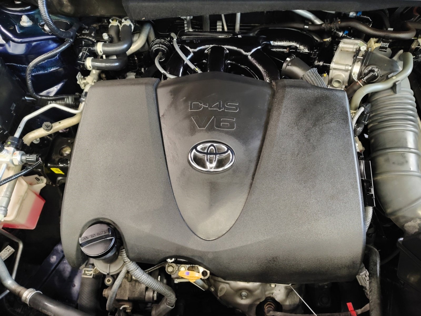 Used Car 2022 Toyota Highlander  Limited For Sale Under $35,000 In San Antonio, Texas