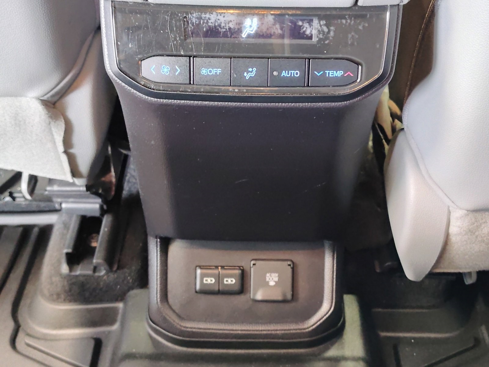 Used Car 2022 Toyota Highlander  Limited For Sale Under $35,000 In San Antonio, Texas