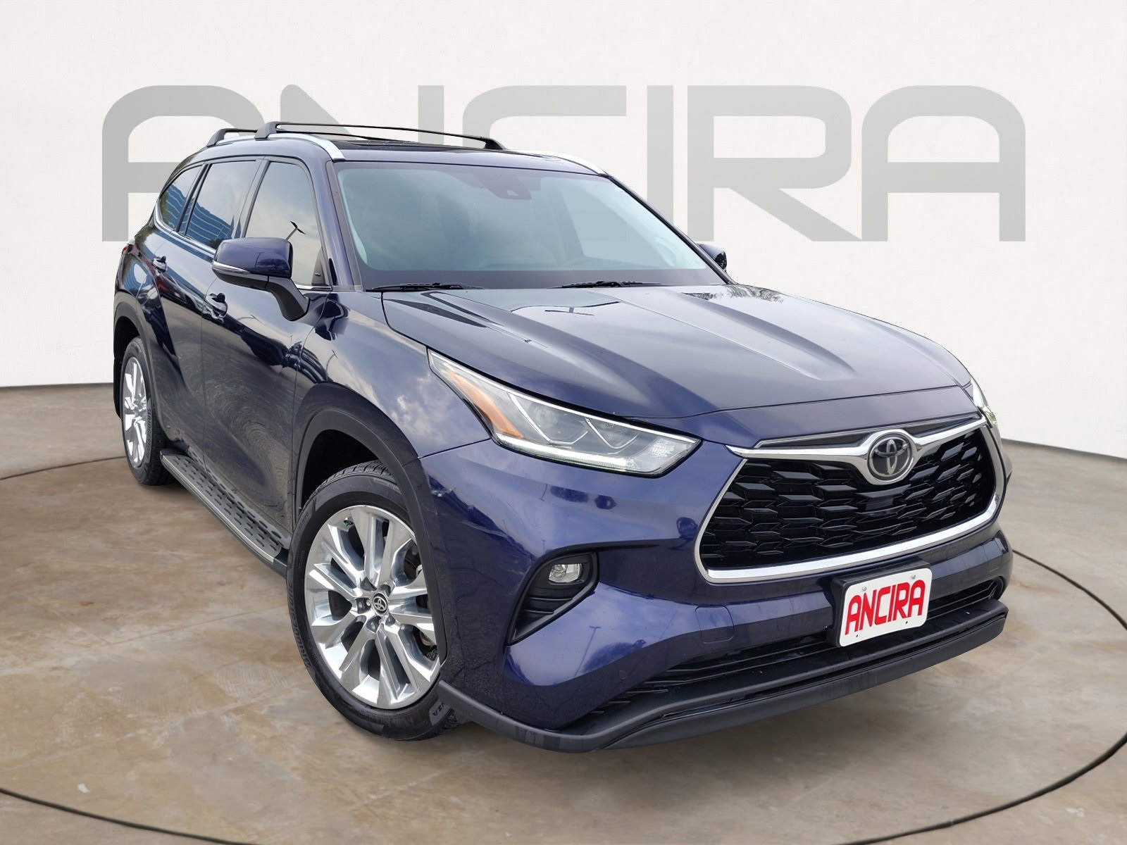 Used Car 2022 Toyota Highlander  Limited For Sale Under $35,000 In San Antonio, Texas