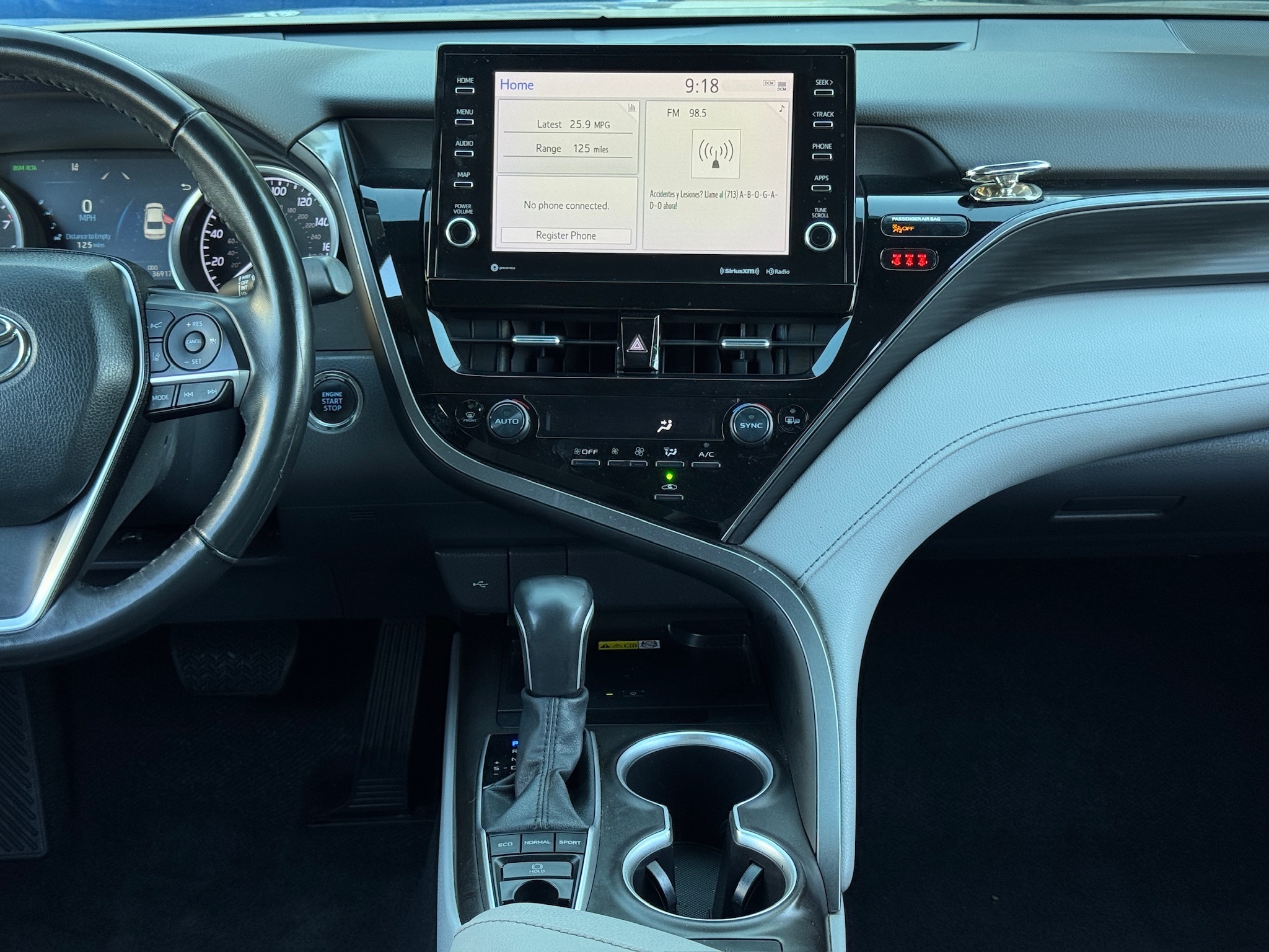 2023 Toyota Camry XLE - 3