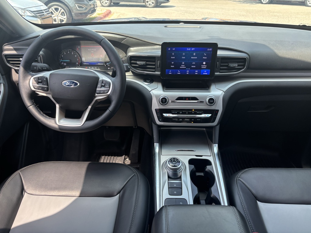 Used Car 2022 Ford Explorer  Xlt For Sale Under $30,000 In Austin, Texas