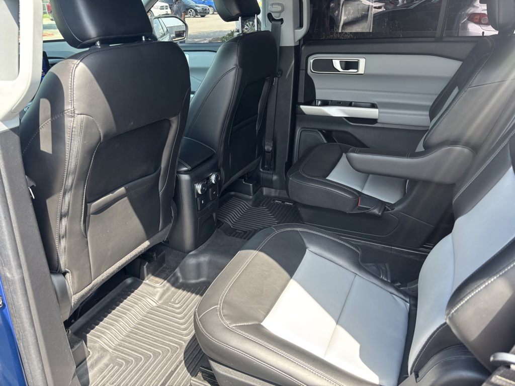 Used Car 2022 Ford Explorer  Xlt For Sale Under $30,000 In Austin, Texas