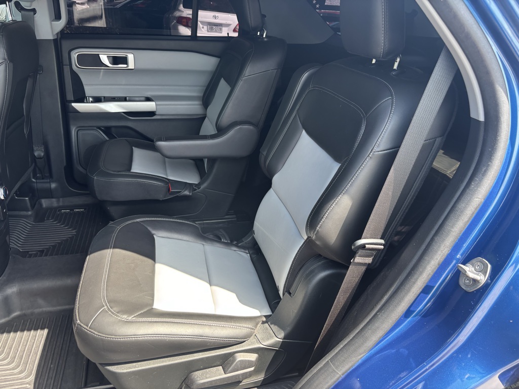 Used Car 2022 Ford Explorer  Xlt For Sale Under $30,000 In Austin, Texas