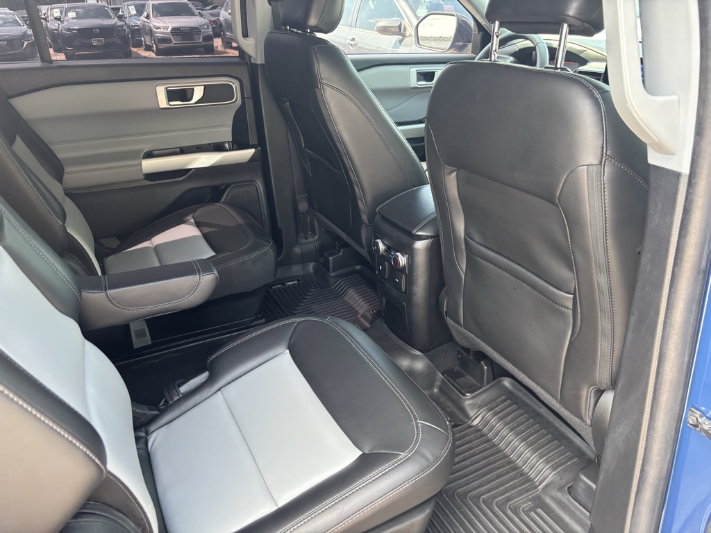 Used Car 2022 Ford Explorer  Xlt For Sale Under $30,000 In Austin, Texas