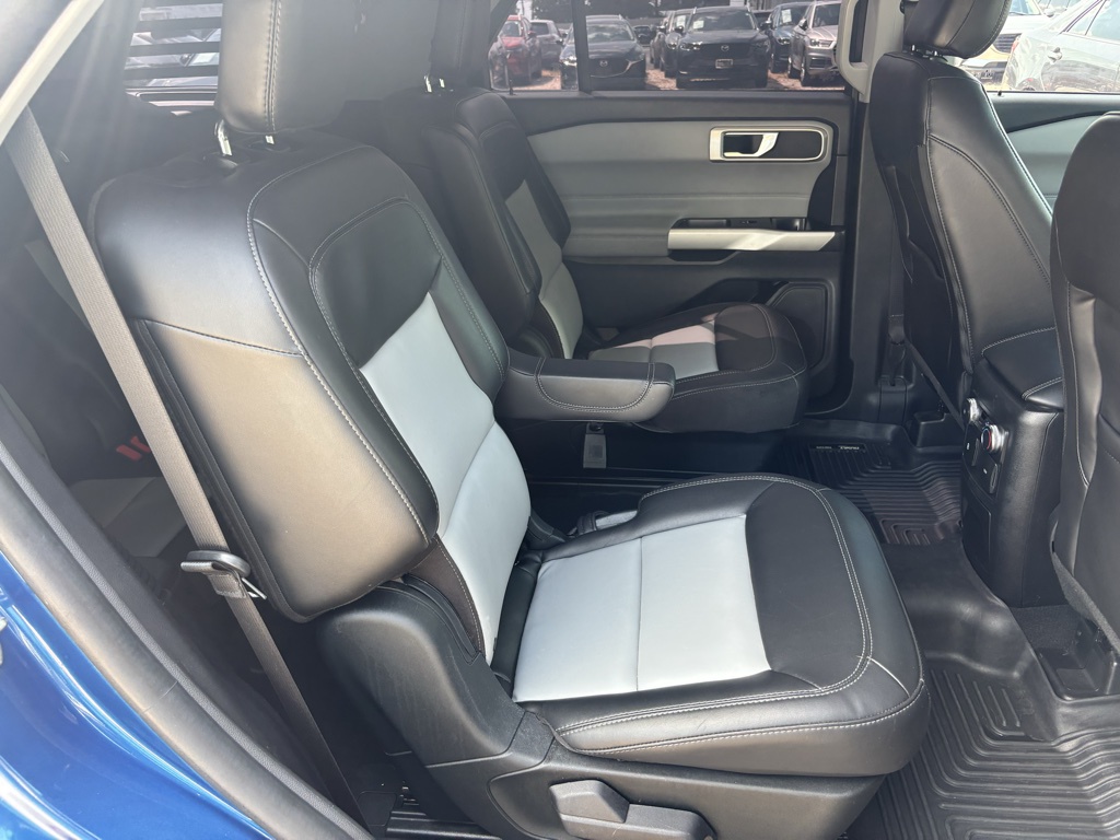 Used Car 2022 Ford Explorer  Xlt For Sale Under $30,000 In Austin, Texas