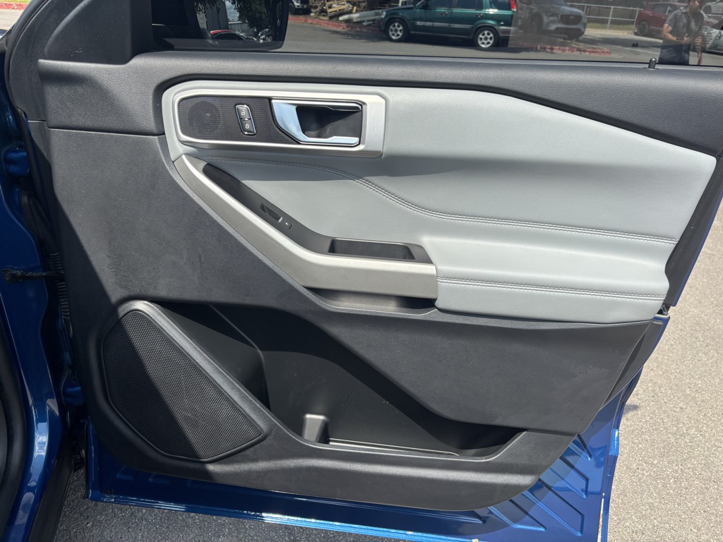 Used Car 2022 Ford Explorer  Xlt For Sale Under $30,000 In Austin, Texas