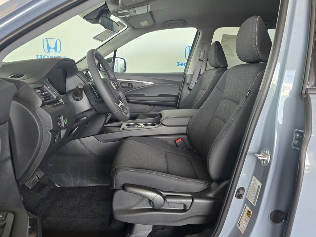 Thumbnail: 2025 Honda Ridgeline - 10