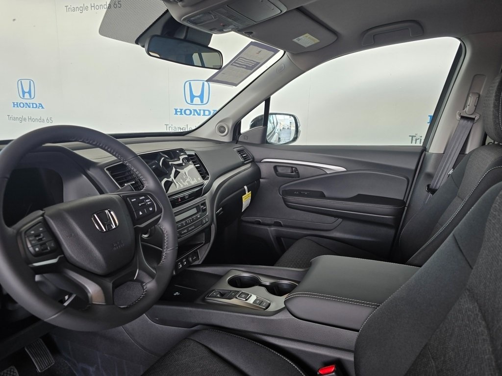 Thumbnail: 2025 Honda Ridgeline - 13