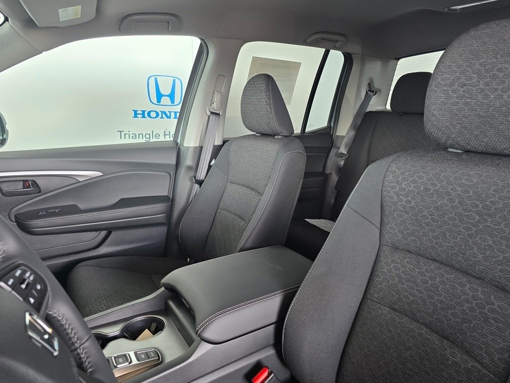 Thumbnail: 2025 Honda Ridgeline - 14