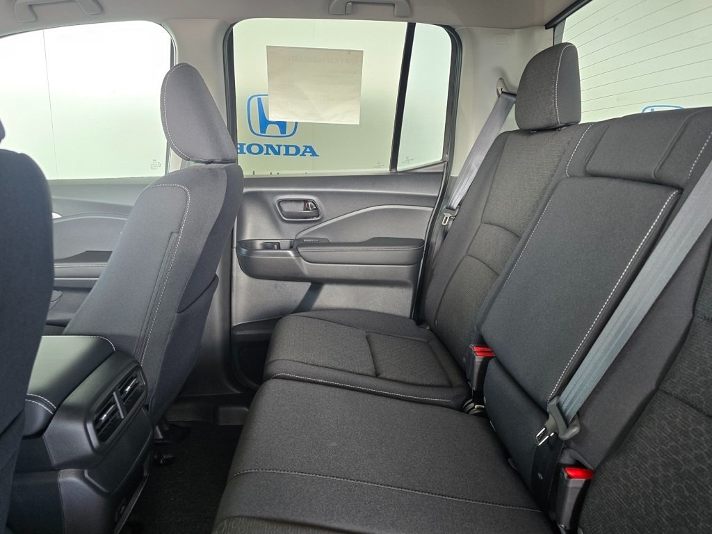 Thumbnail: 2025 Honda Ridgeline - 18