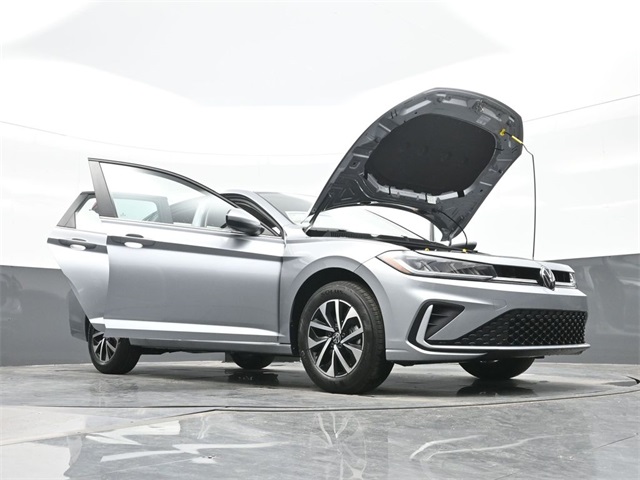 New 2025 Volkswagen Jetta For Sale in South Charleston, WV