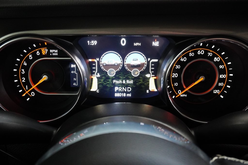 Used Car 2020 Jeep Gladiator  Overland For Sale Under $30,000 In Weatherford, Texas