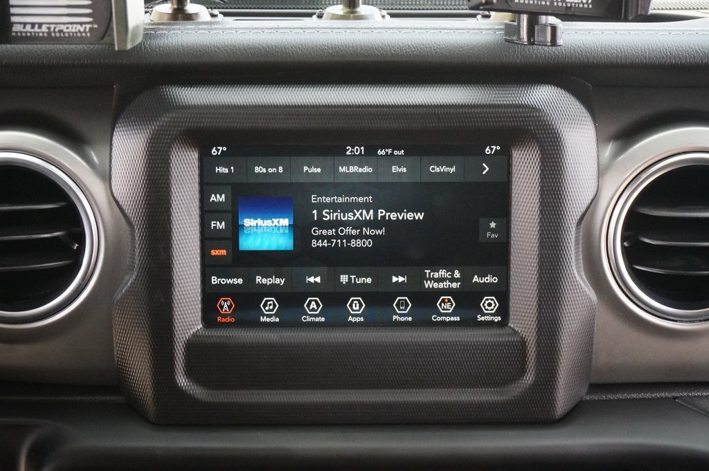 Used Car 2020 Jeep Gladiator  Overland For Sale Under $30,000 In Weatherford, Texas