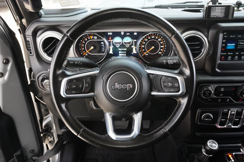 Used Car 2020 Jeep Gladiator  Overland For Sale Under $30,000 In Weatherford, Texas